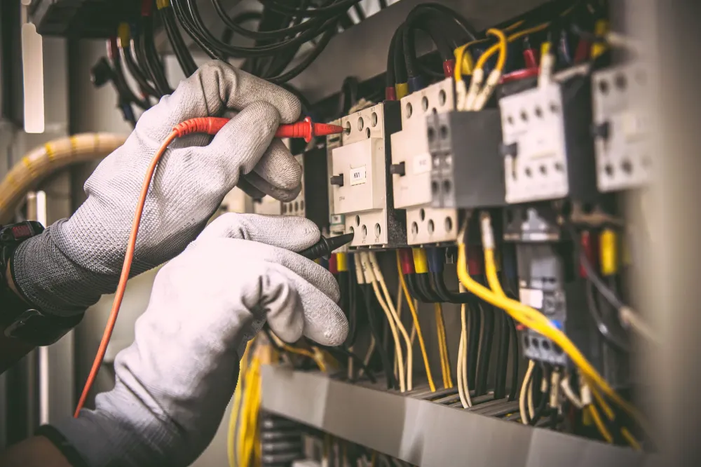 Electricien près de Champagné